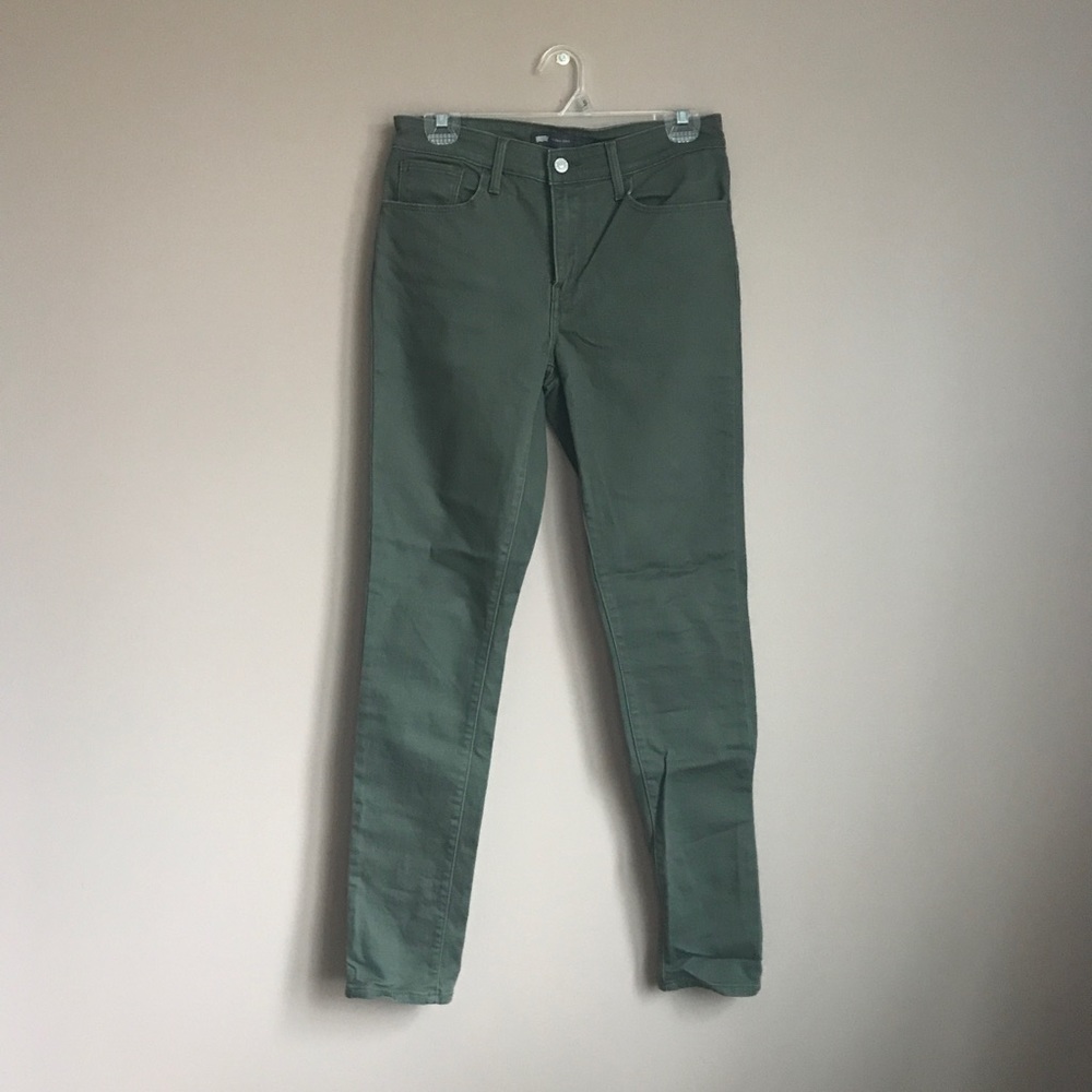 Levi's Hi Rise Skinny jeans - Size 27